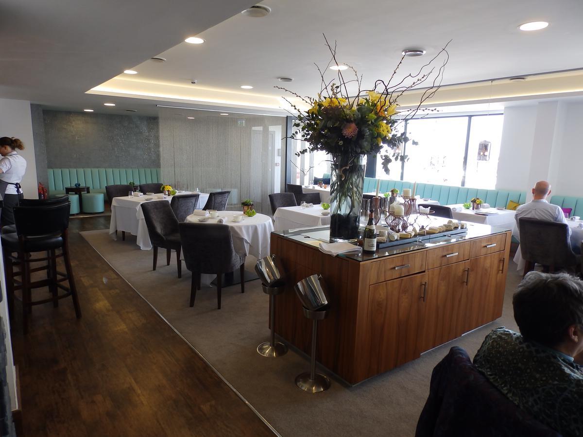 Restaurant James Sommerin Hotel Penarth Esterno foto